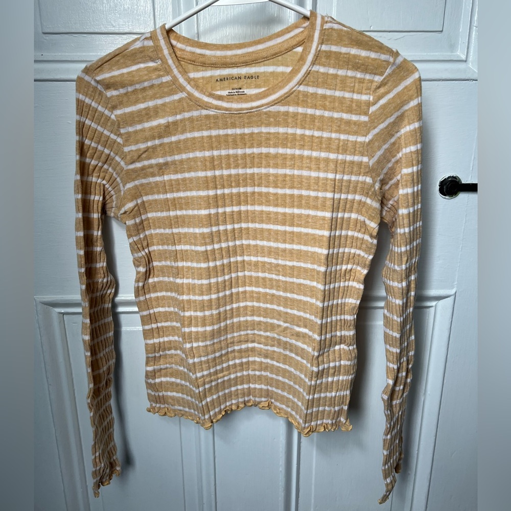 American Eagle long sleeve top